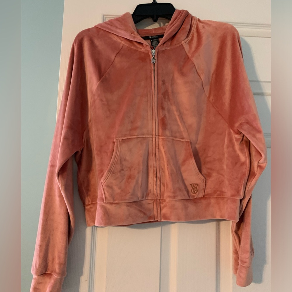 Victoria Secret, small